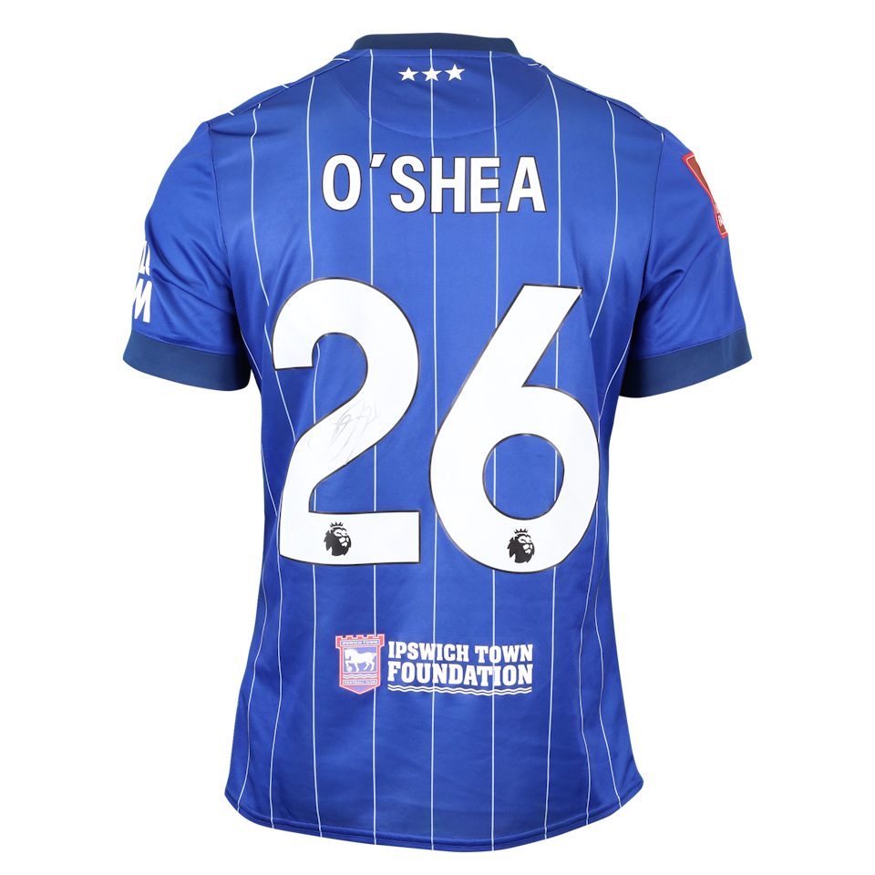 Dara O'Shea Ipswich Town shirt