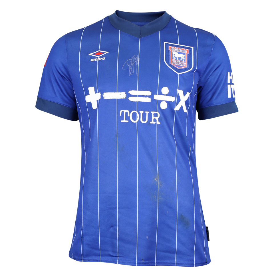 Dara O'Shea Ipswich Town shirt