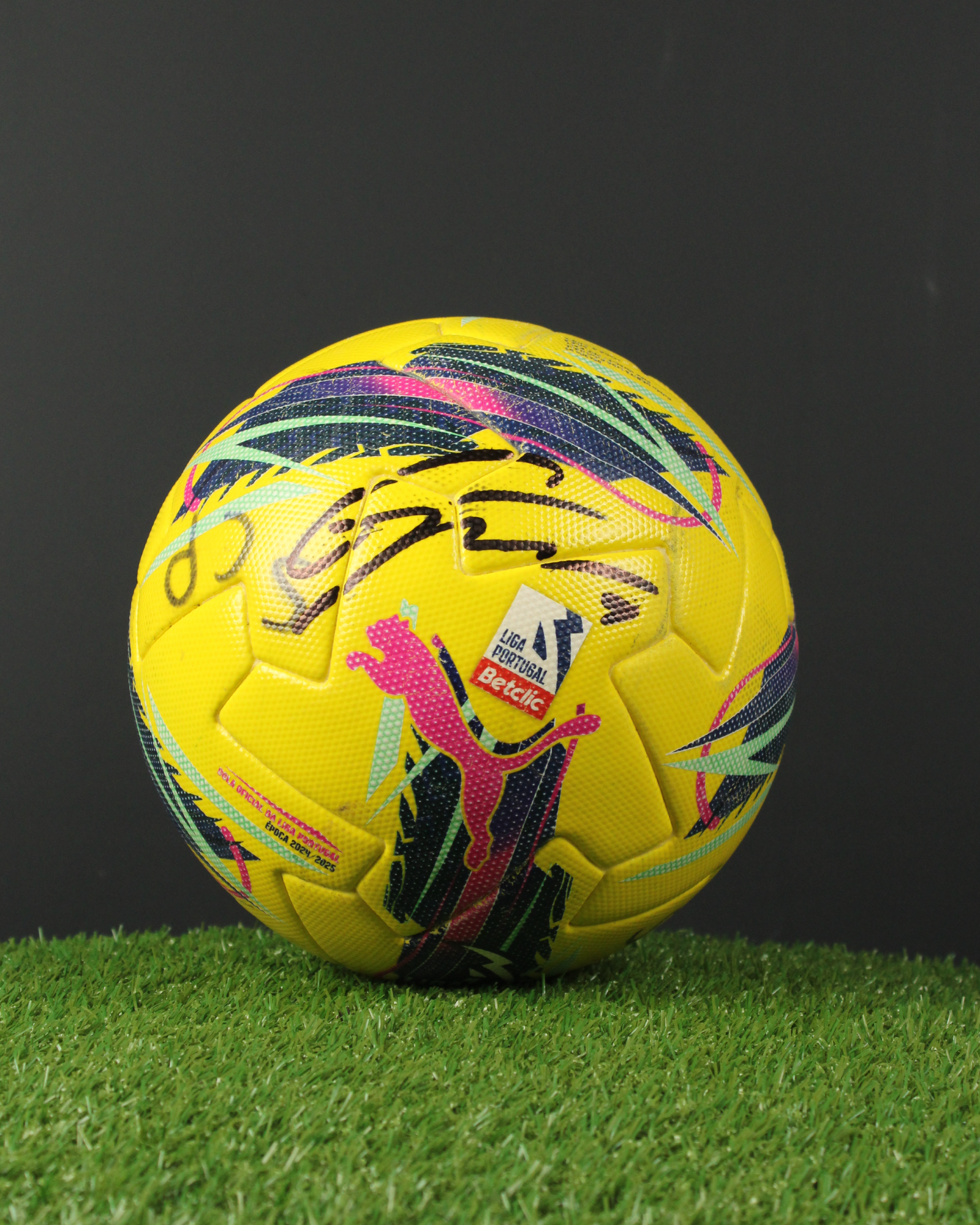 Match Scored Ball `36 - Viktor Gyökeres