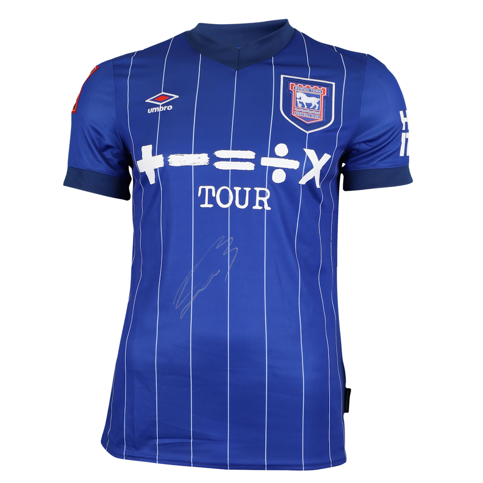 Leif Davis Ipswich Town shirt