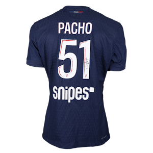 William Pacho Paris Saint-Germain shirt