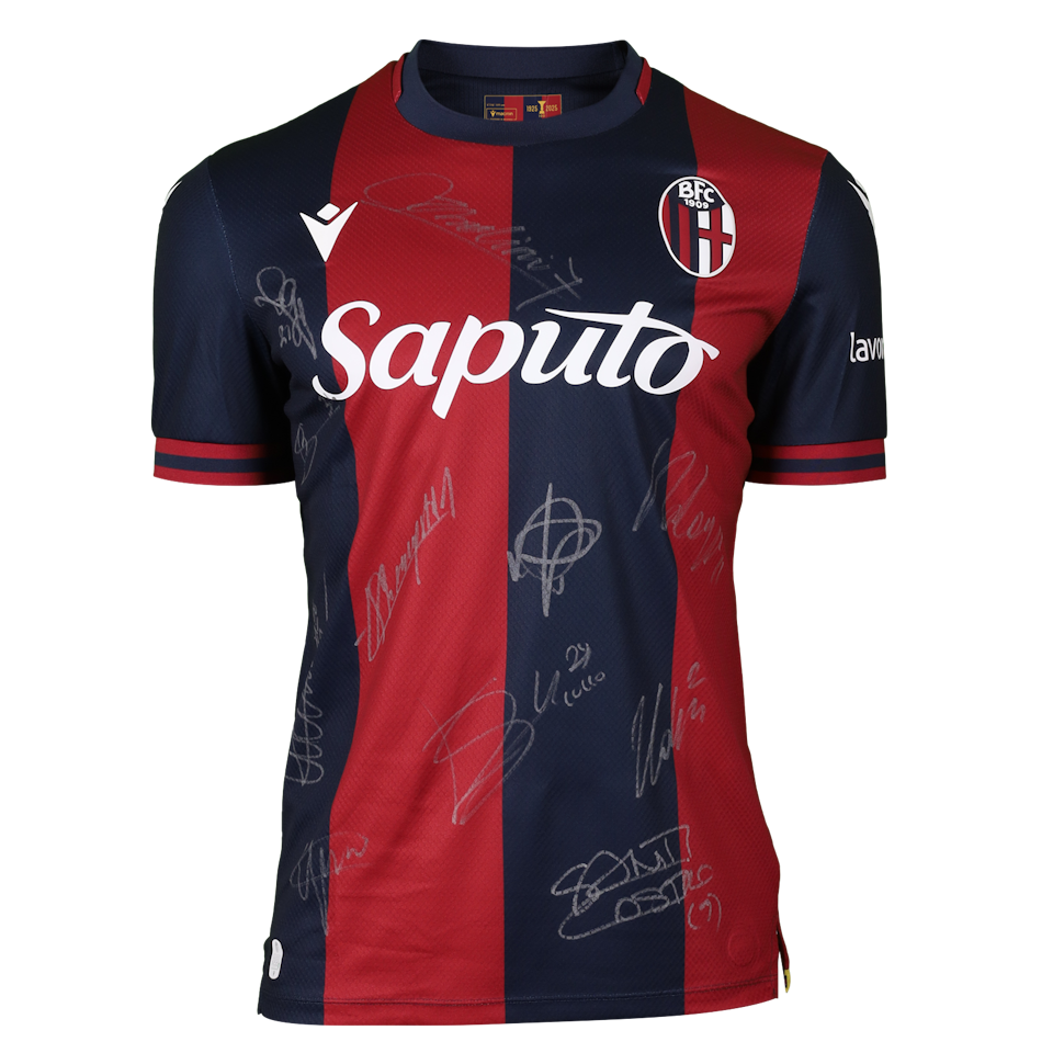 Squad Signed Shirt - 3