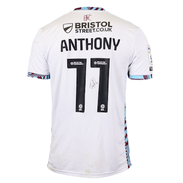 Jaidon Anthony Burnley forması