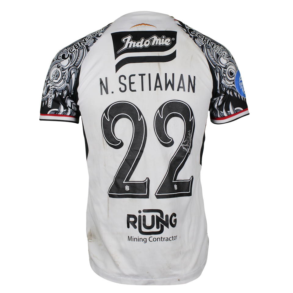 Novri Setiawan Bali United shirt