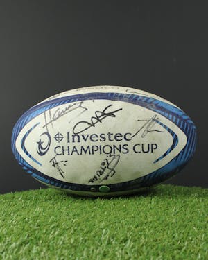 Squad Signed Ball - 3