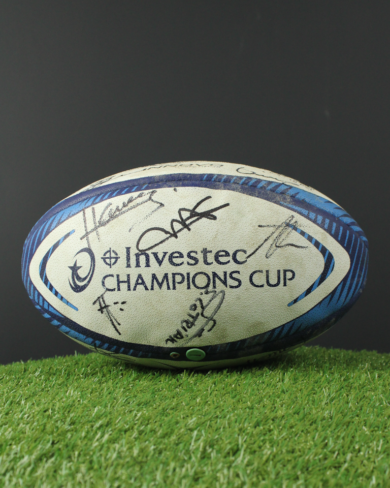Squad Signed Ball - 3