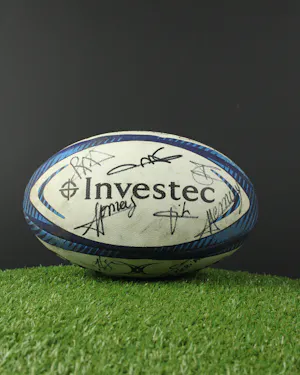 Squad Signed Ball - 4