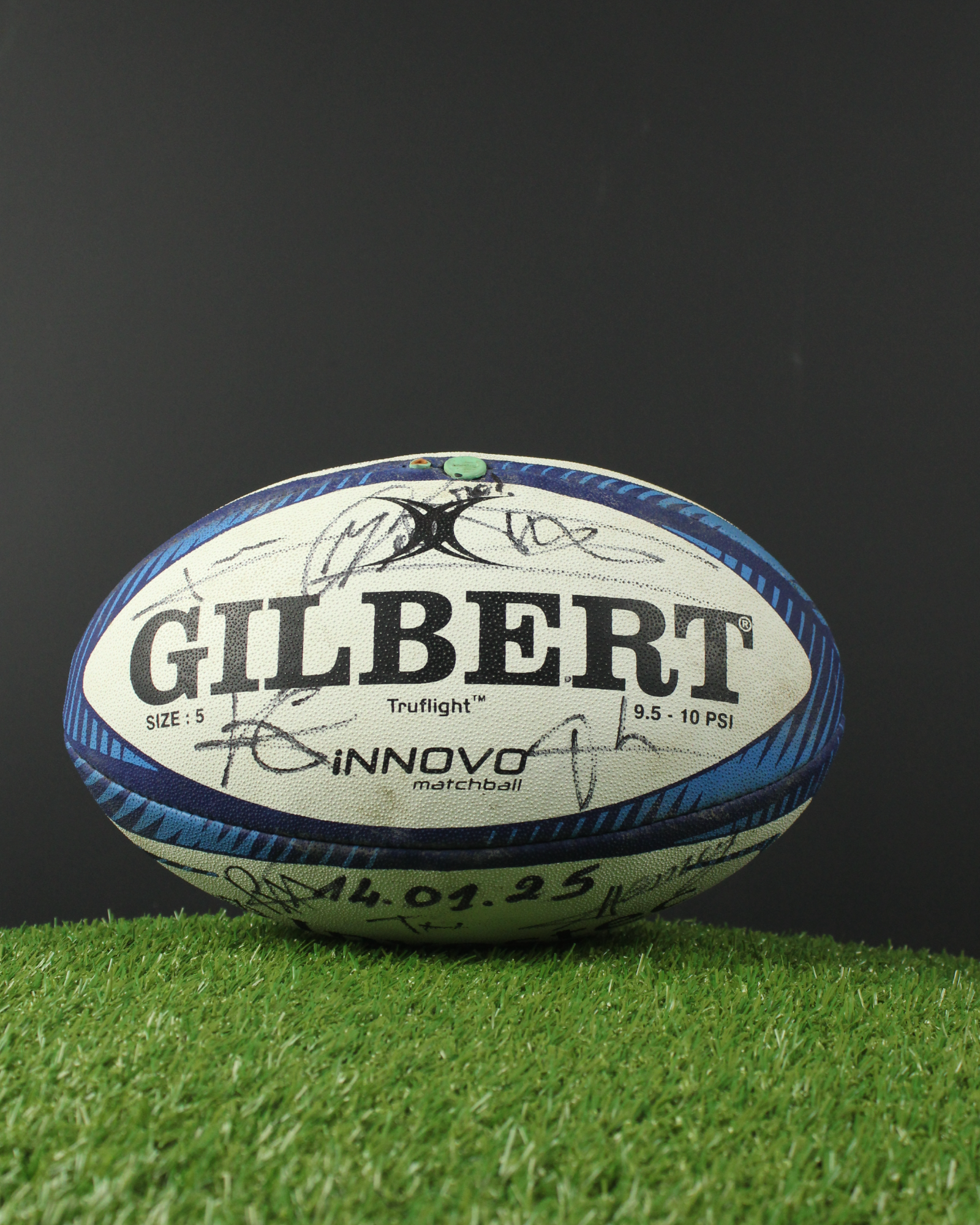 Squad Signed Ball - 5