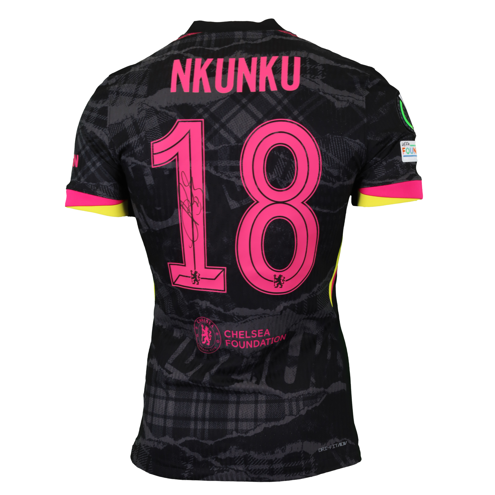 Christopher Nkunku Chelsea shirt