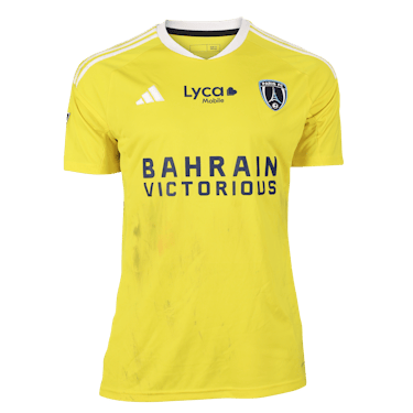 Paris FC 팀의 Obed Nkambadio 셔츠