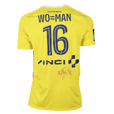 Paris FC 팀의 Obed Nkambadio 셔츠