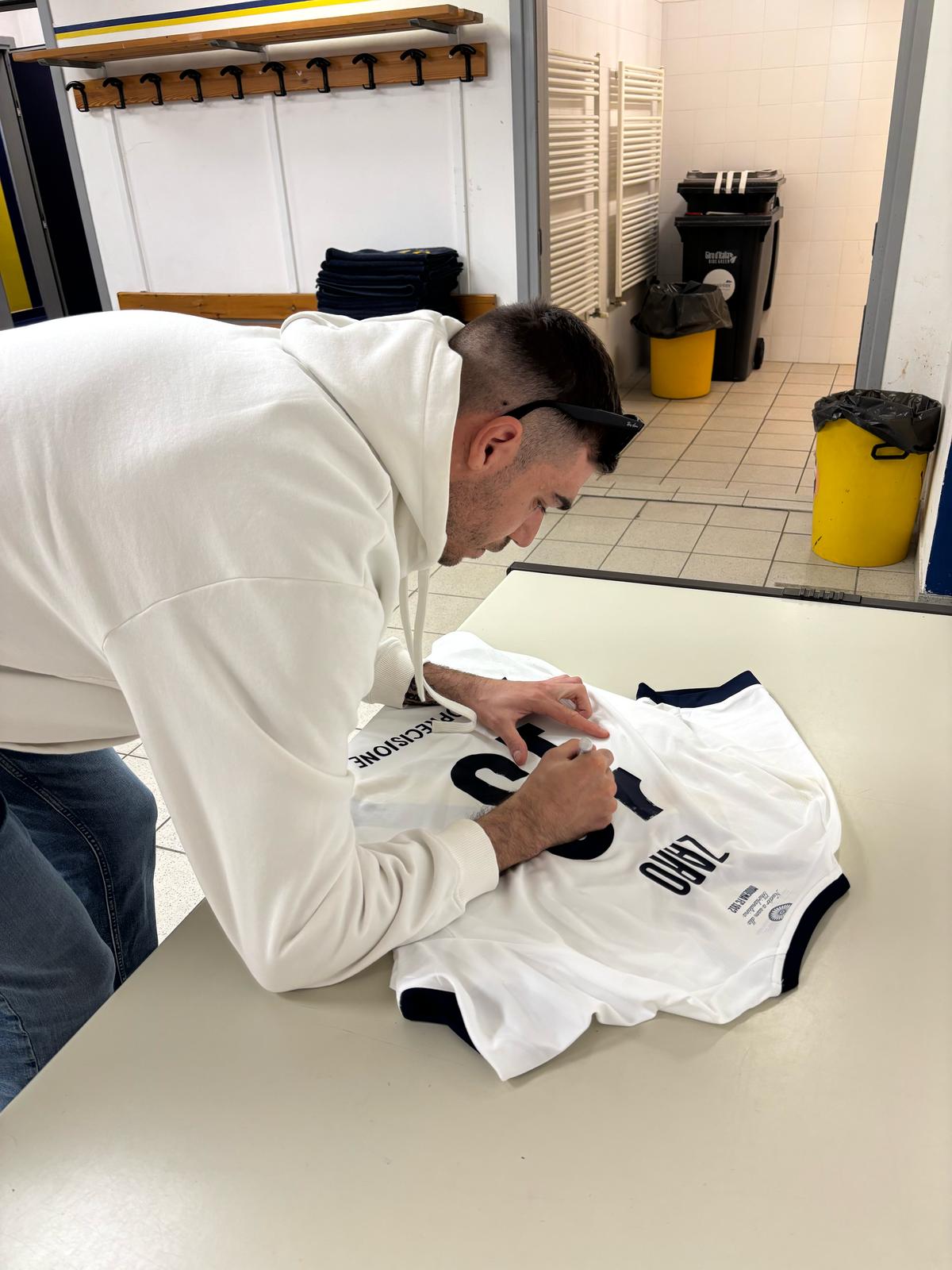 Giovanni Zaro Modena FC shirt