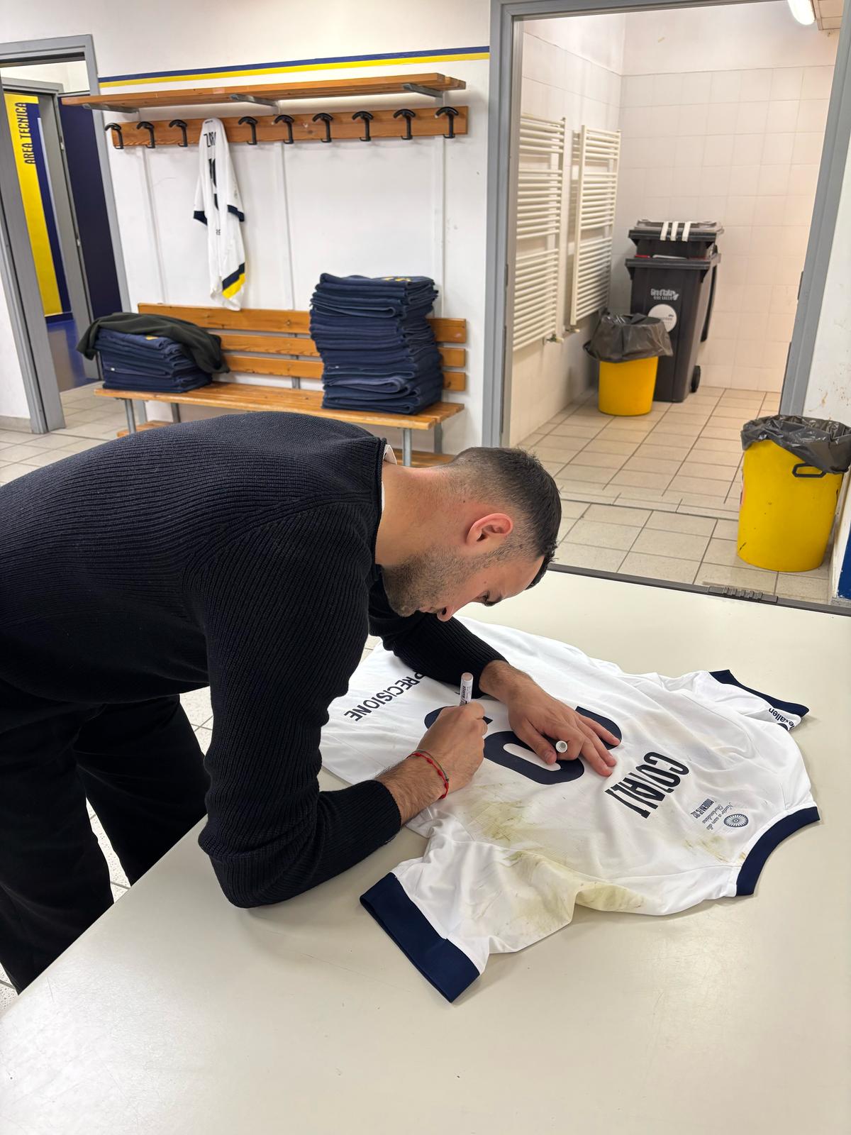 Matteo Cotali Modena FC shirt