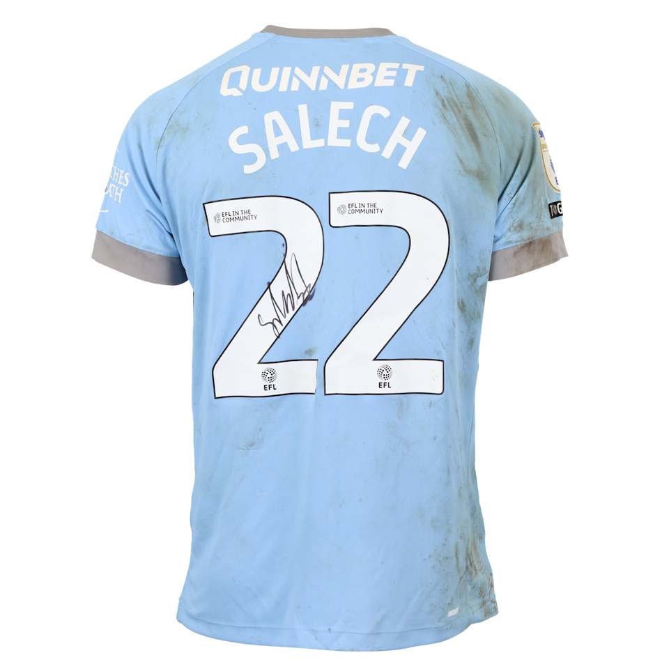 Yousef Salech Cardiff City FC forması