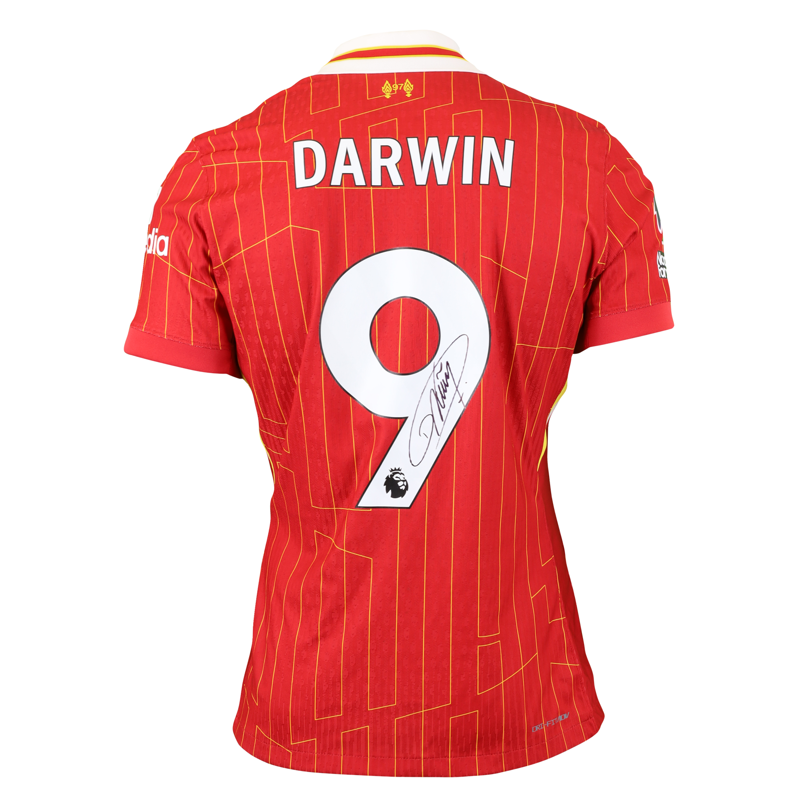 Darwin Núñez Liverpool shirt
