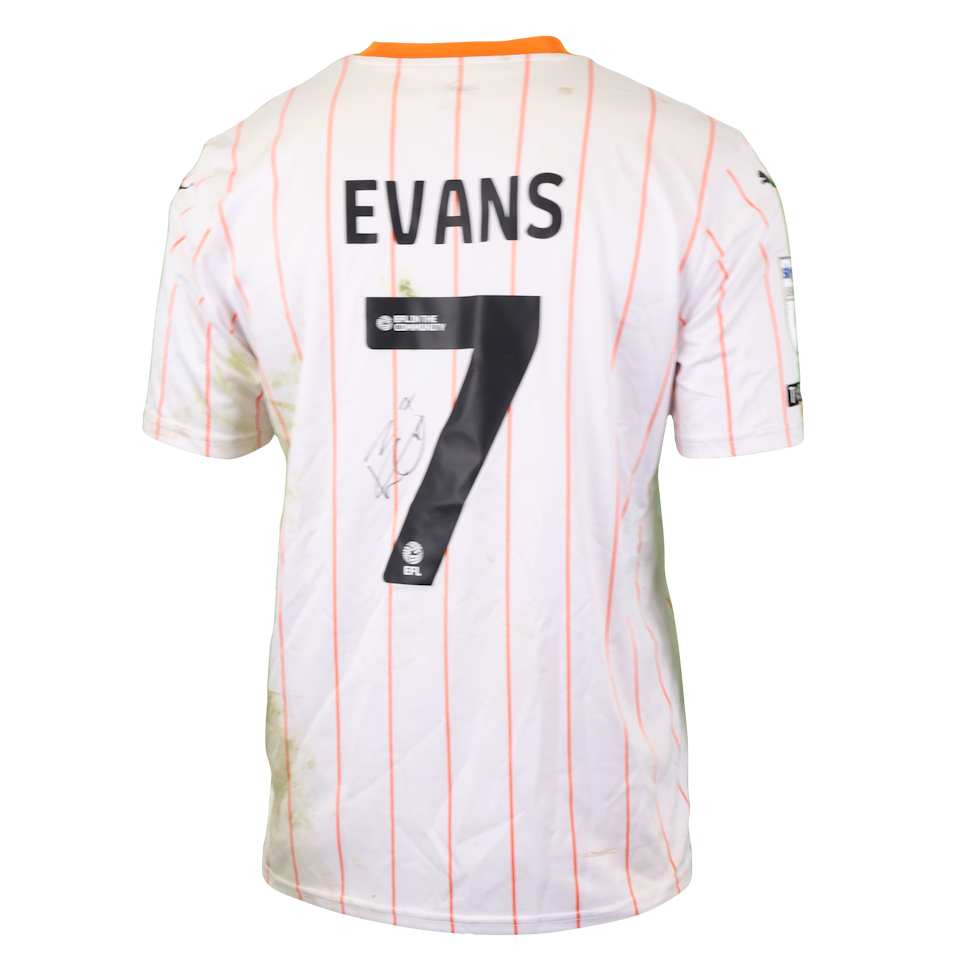 Lee Evans Blackpool shirt