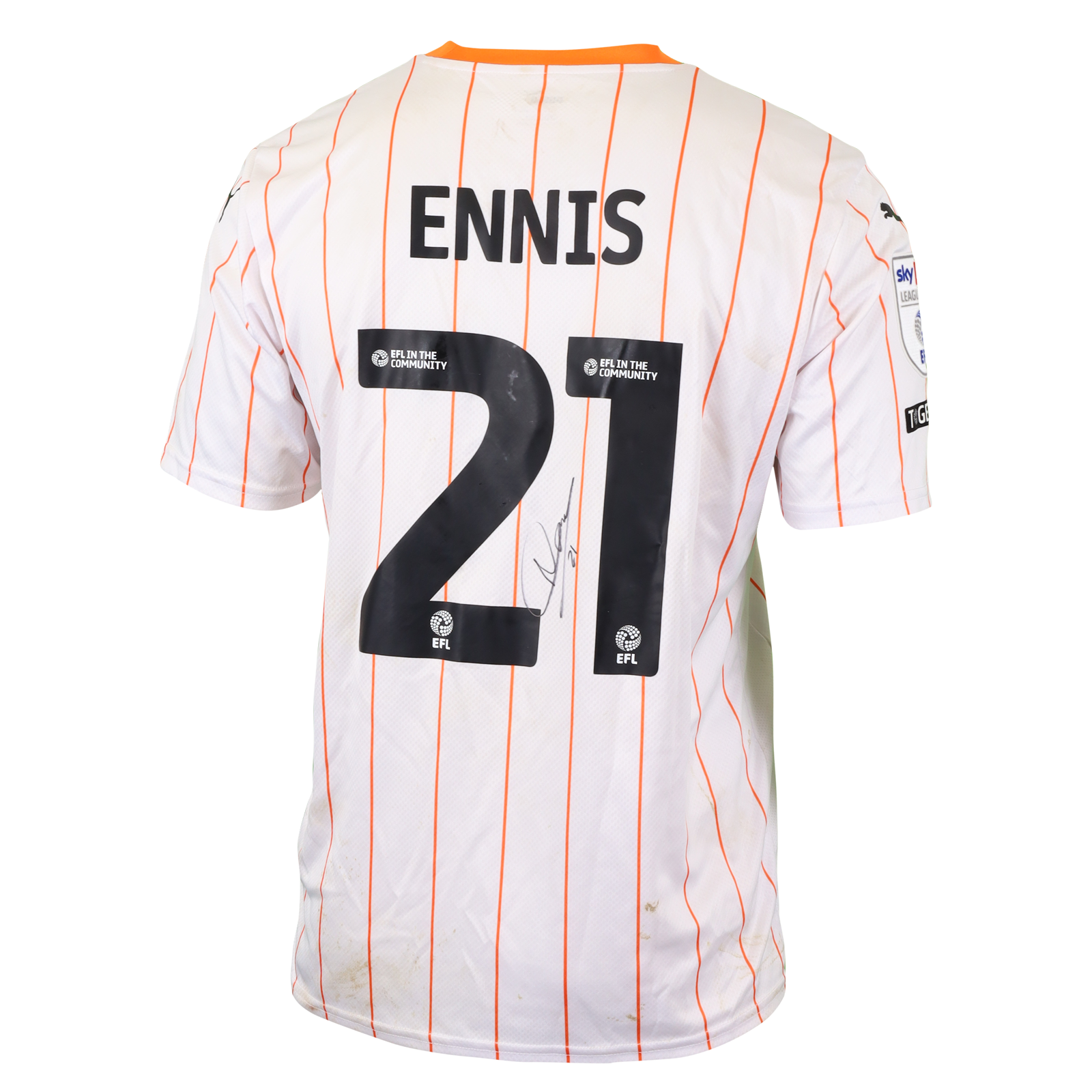 Niall Ennis Blackpool shirt