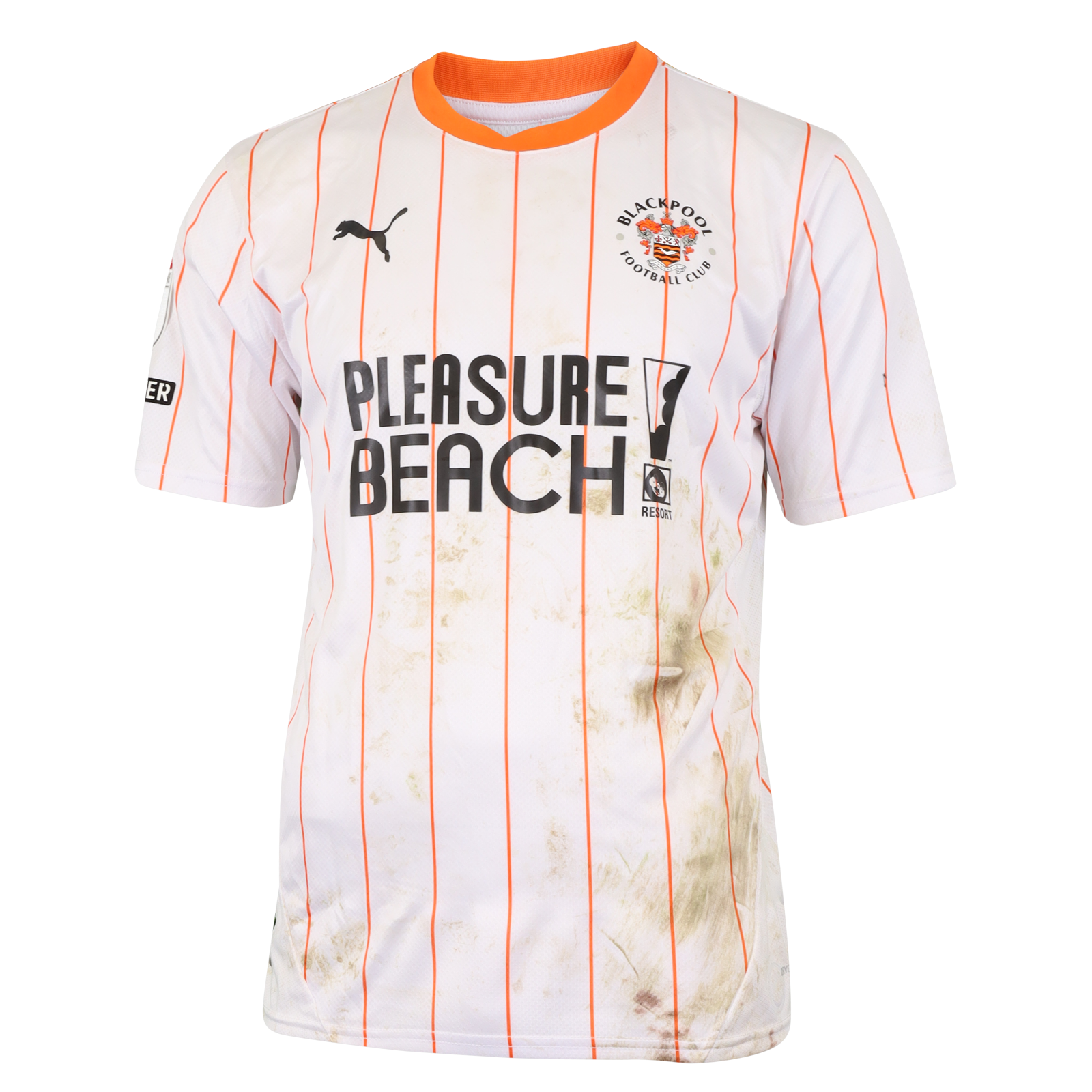 Niall Ennis Blackpool shirt