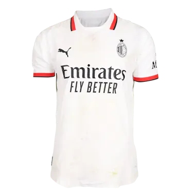 Kyle Walker AC Milan のシャツ