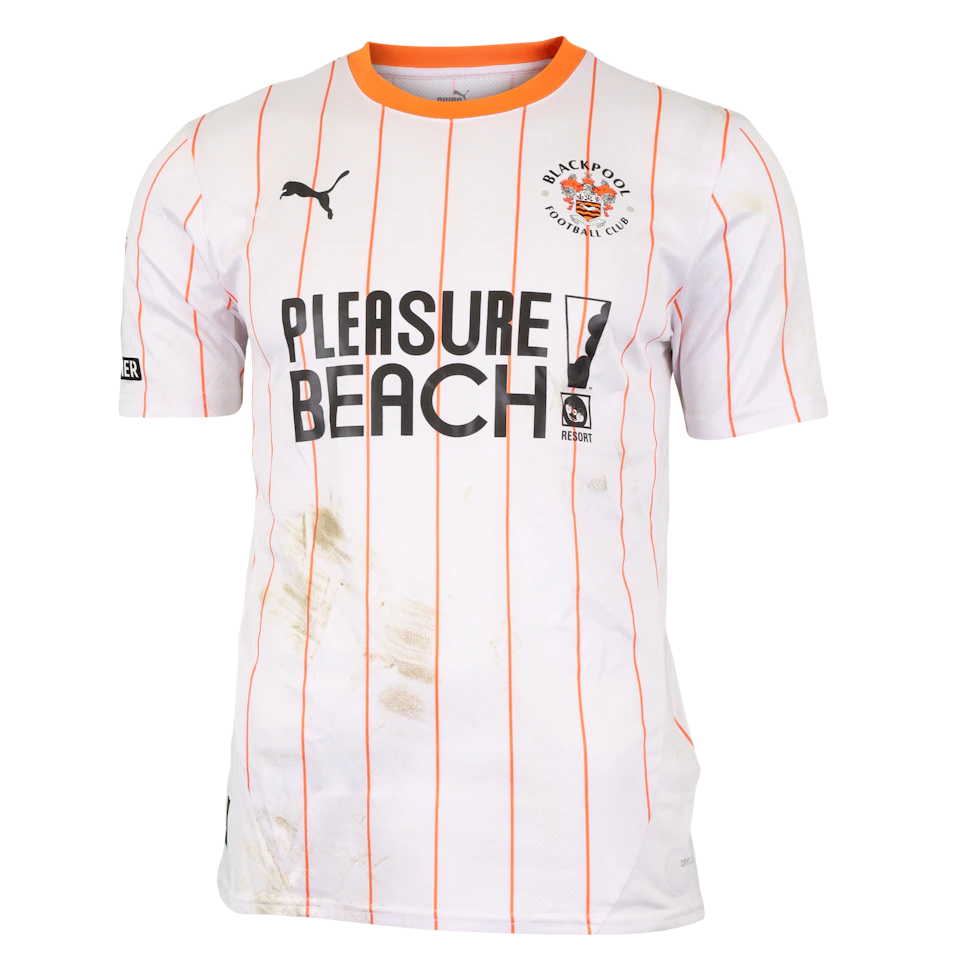 Jake Beesley Blackpool jersey