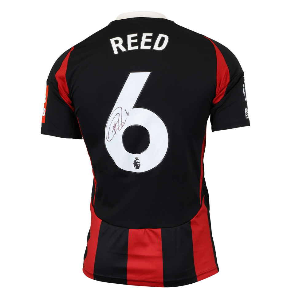 来自Fulham的Harrison Reed球衣