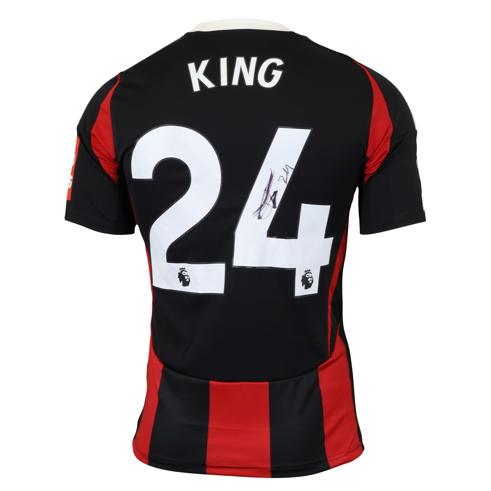Joshua King Fulham shirt