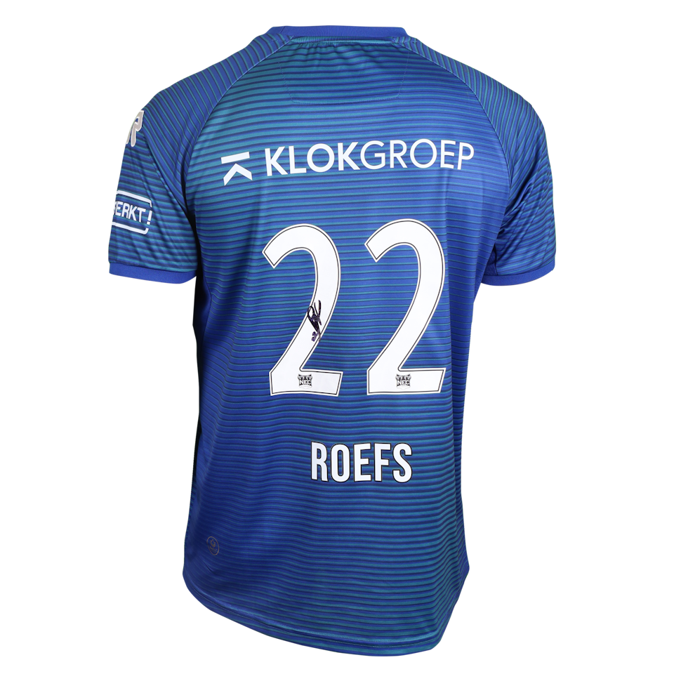 Robin Roefs NEC shirt