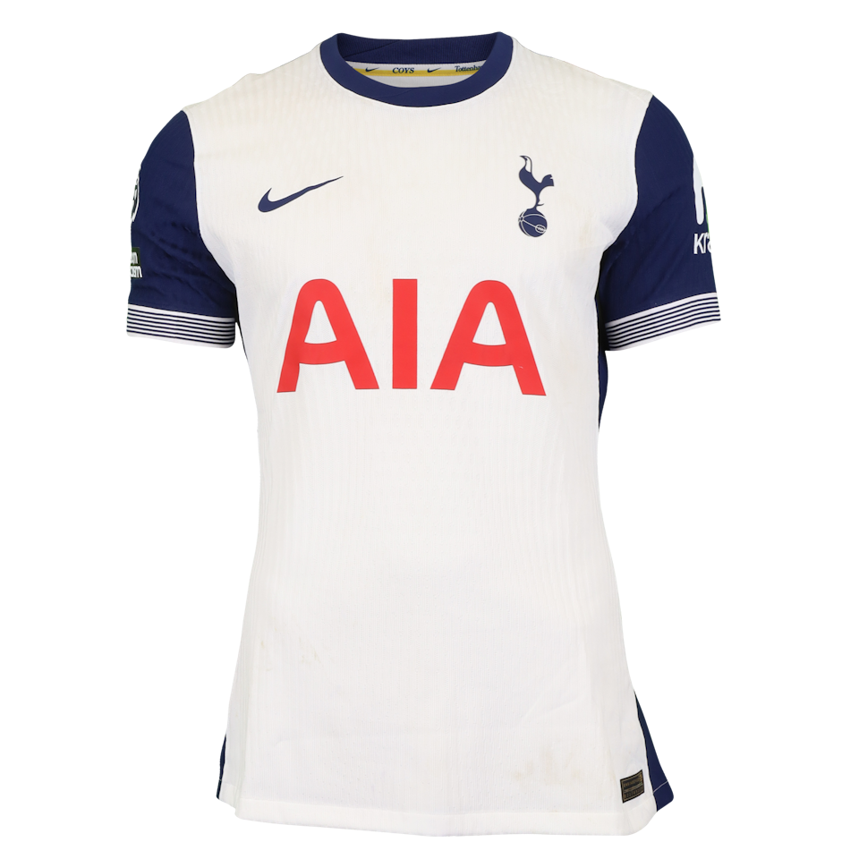 Cristian Romero Tottenham Hotspur shirt