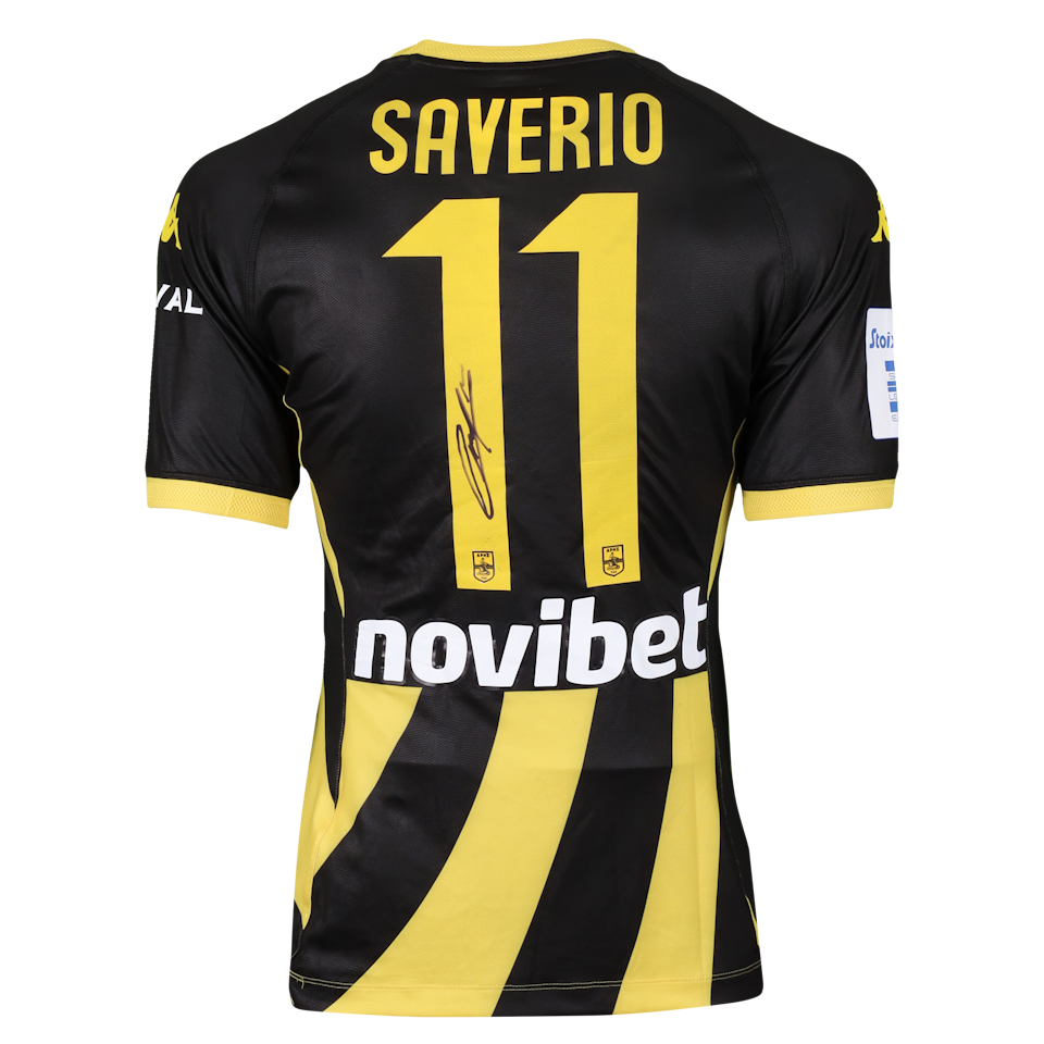 来自Aris的Javier Enrique Delgado Saverio球衣