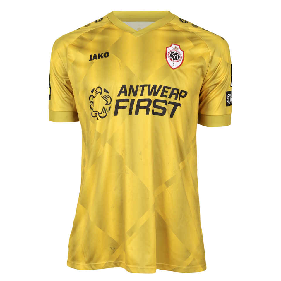 Senne Lammens Royal Antwerp FC shirt
