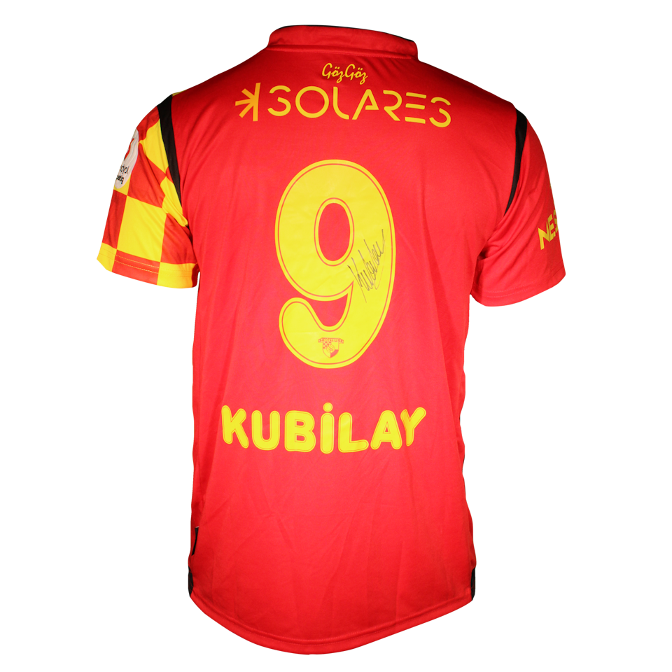 Kubilay Kanatsızkuş Göztepe shirt