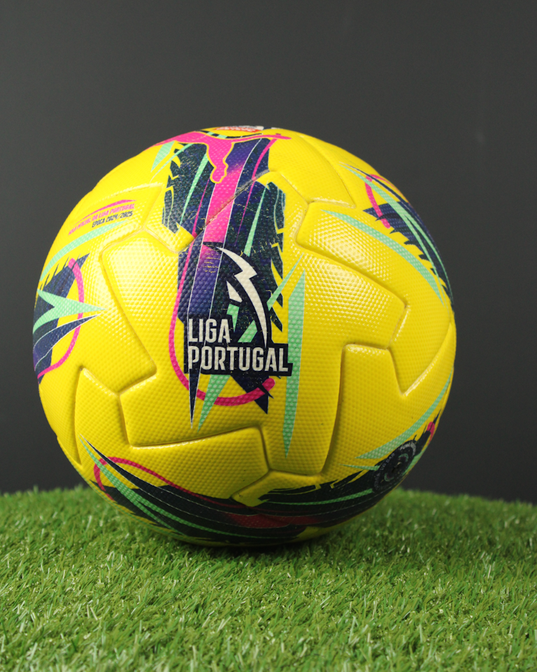 Match Scored Ball `77 - Fábio Vieira