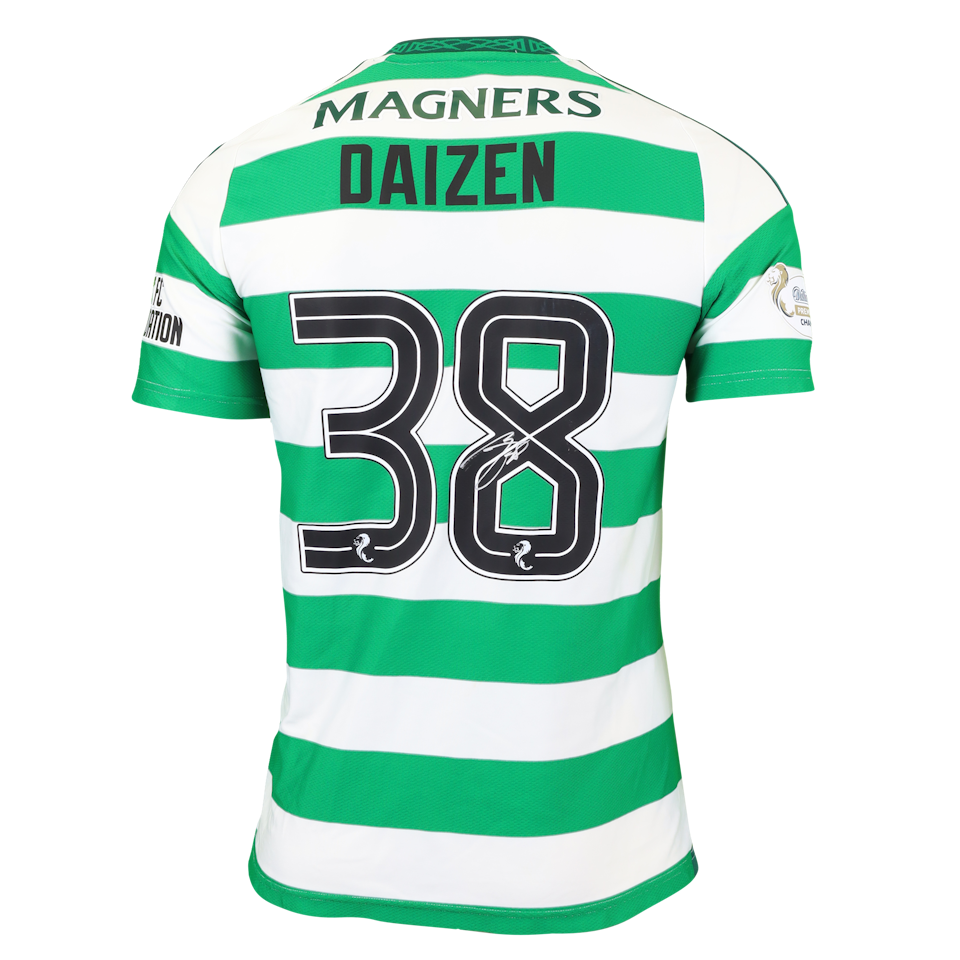 Daizen Maeda 鎌田大地 Celtic shirt