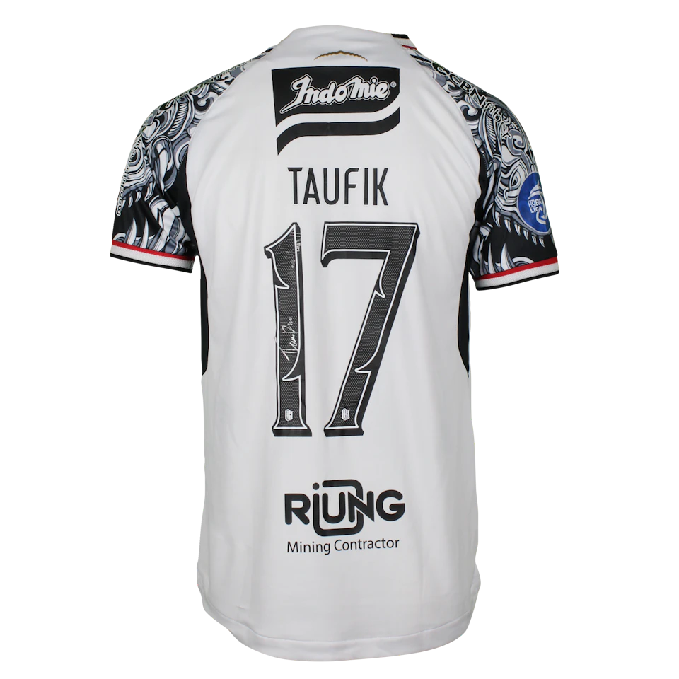 Taufik Hidayat Bali United jersey