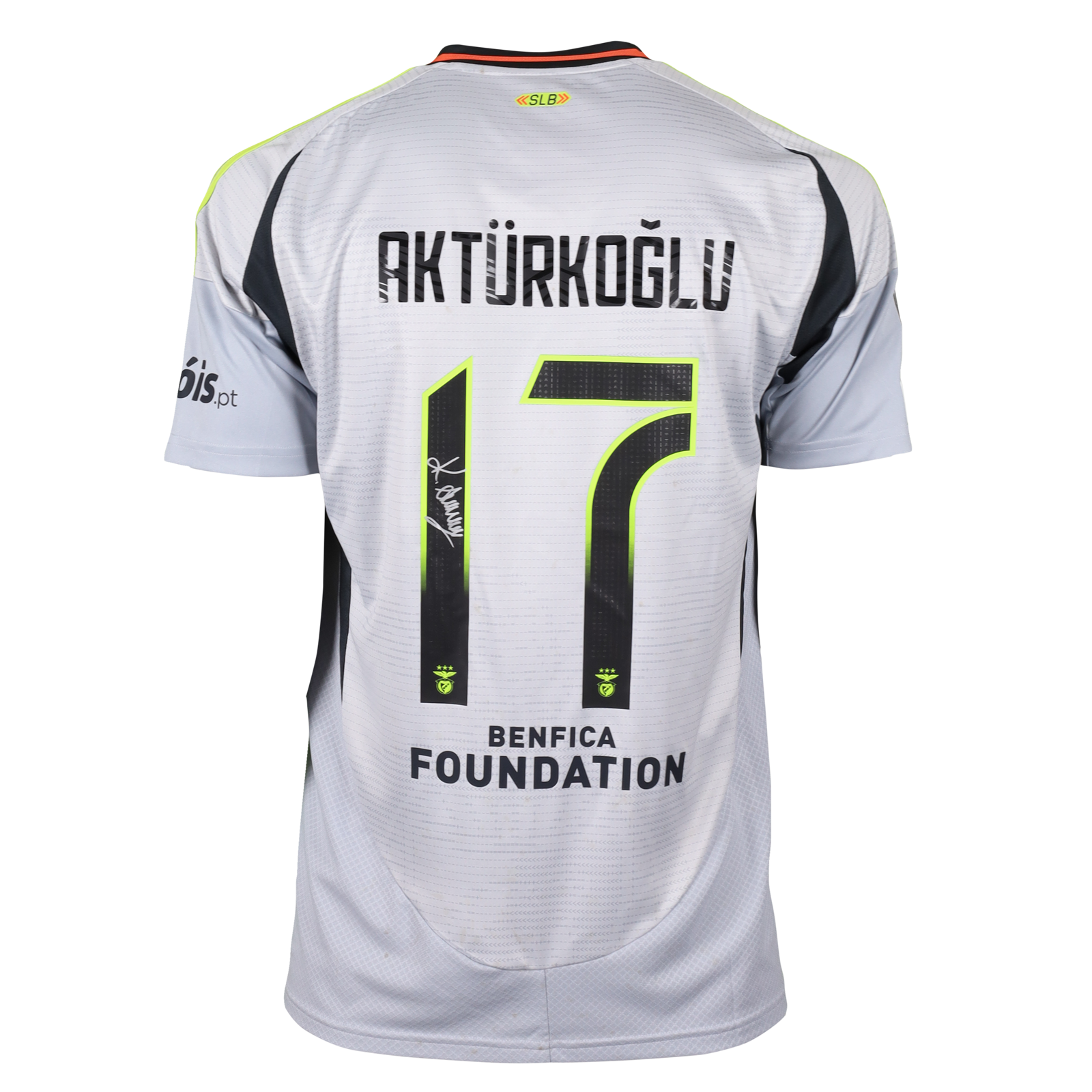 Kerem Aktürkoğlu SL Benfica shirt