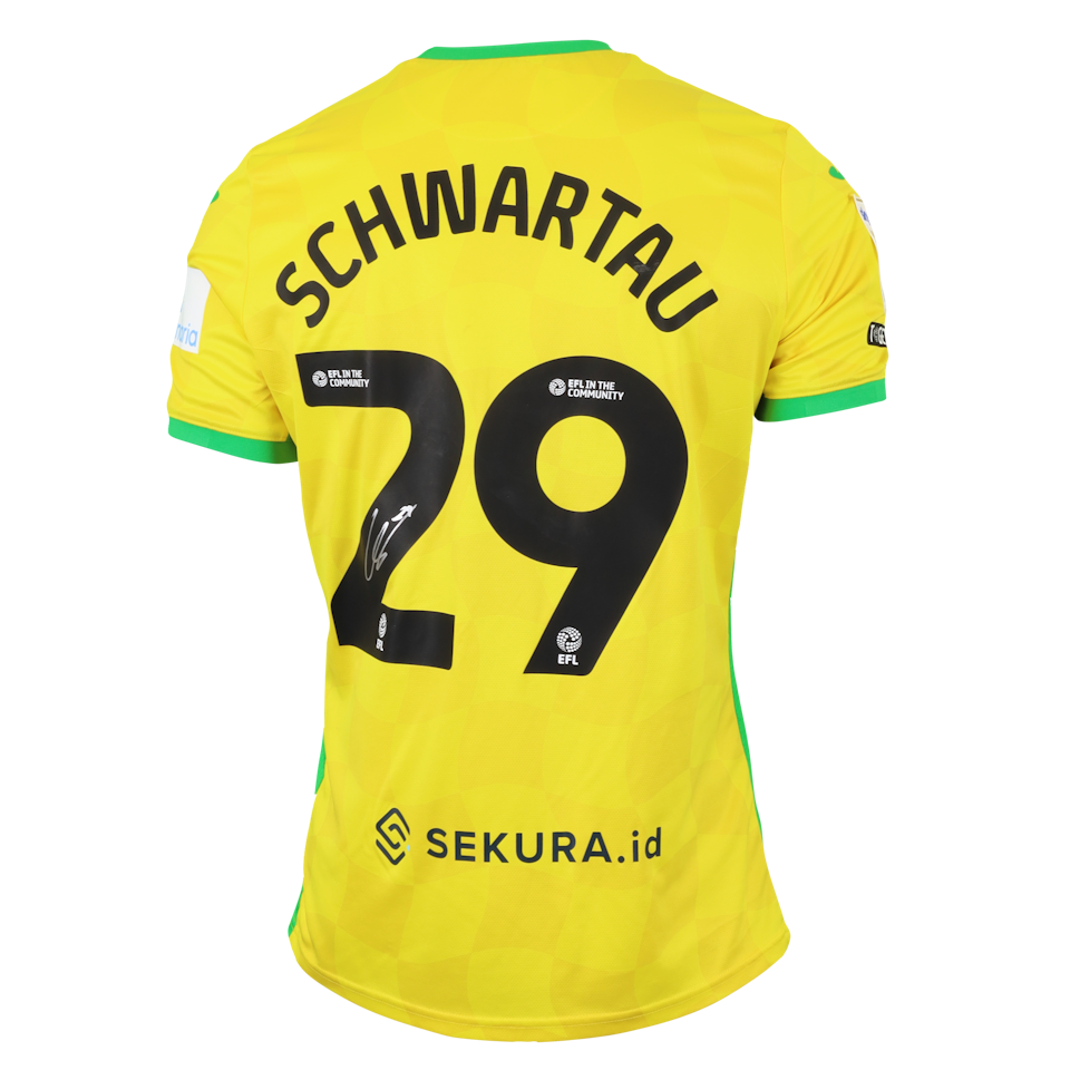 Oscar Schwartau Norwich City jersey