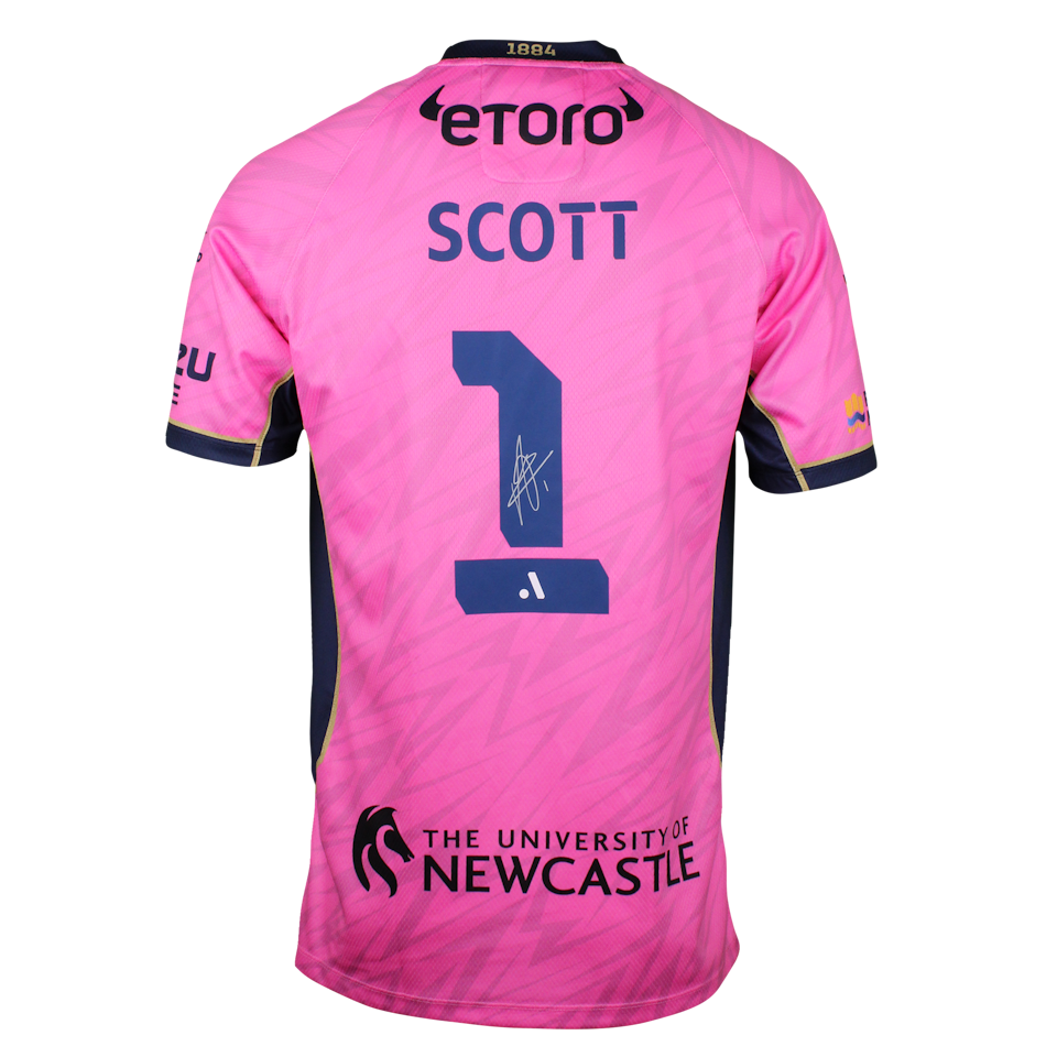 Ryan Scott Newcastle Jets shirt