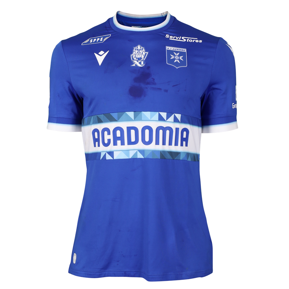 Gabriel Osho AJ Auxerre shirt