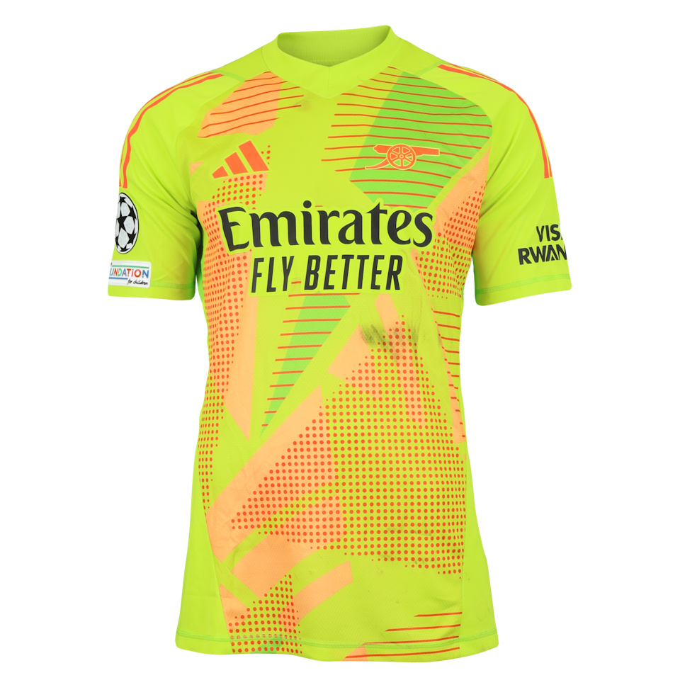 David Raya  Arsenal shirt