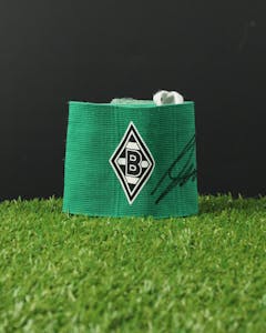 Captain's Armband | Julian Weigl