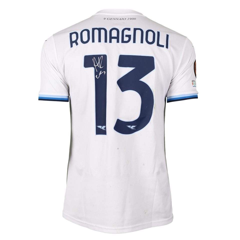来自Lazio的Alessio Romagnoli球衣