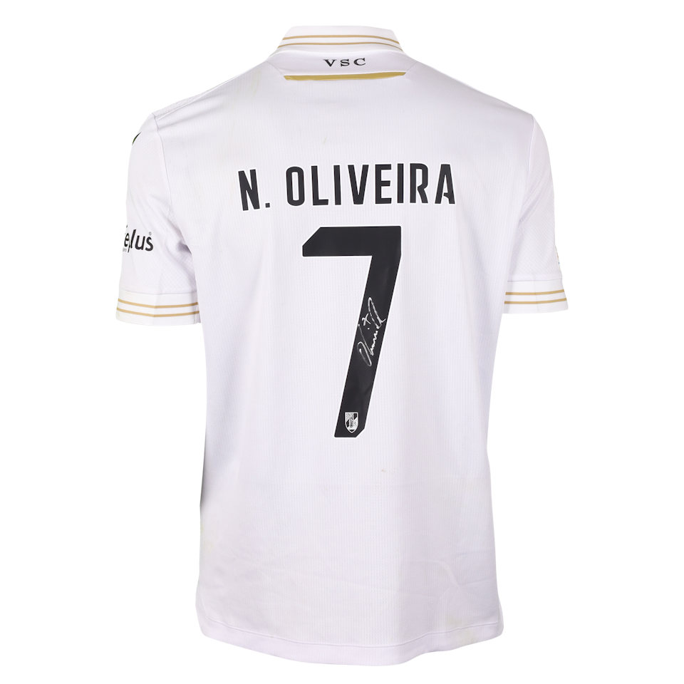 来自Vitória SC的Nélson Miguel Castro Oliveira球衣