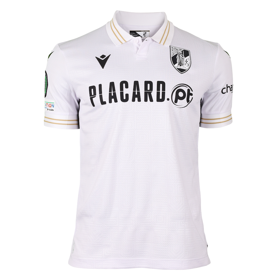Nuno Santos Vitória SC shirt