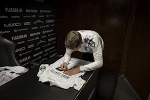 Nuno Santos Vitória SC shirt