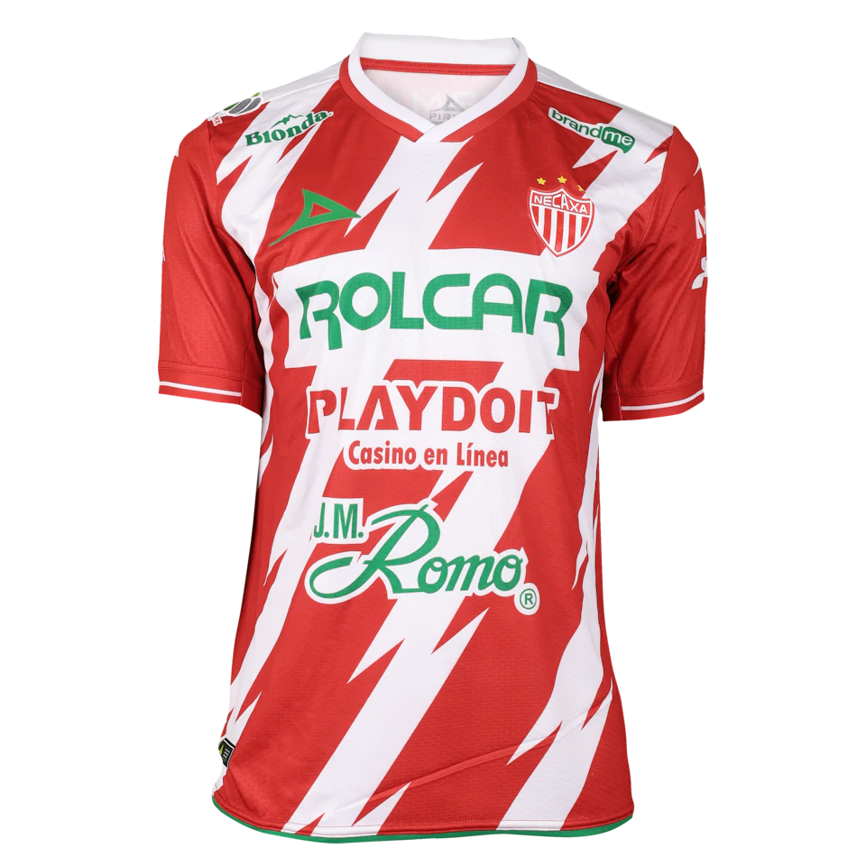 Tomás Badaloni Necaxa camisa.