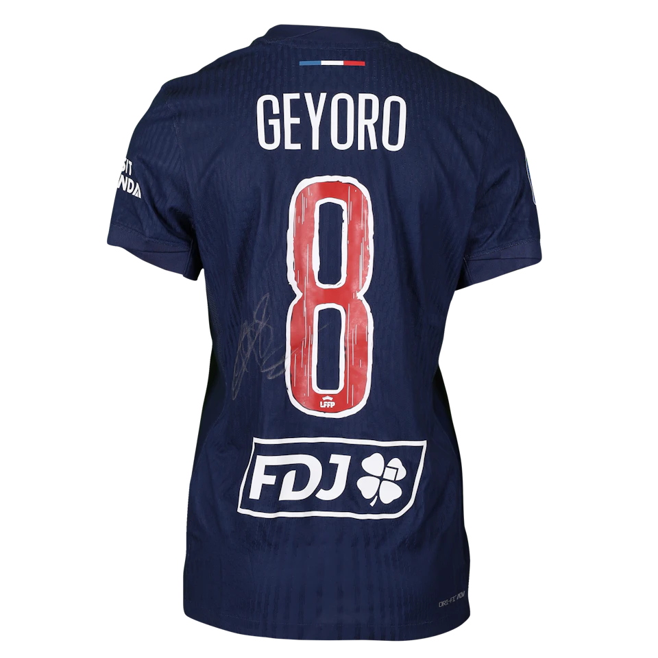 来自Paris Saint-Germain Féminines的Grace Geyoro球衣