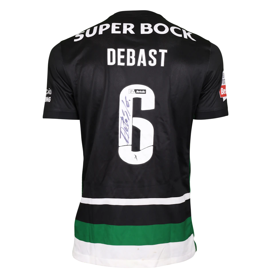 Zeno Debast Sporting CP shirt