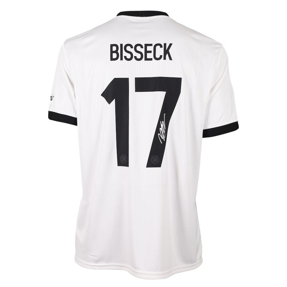 Yann Aurel Bisseck Germany shirt