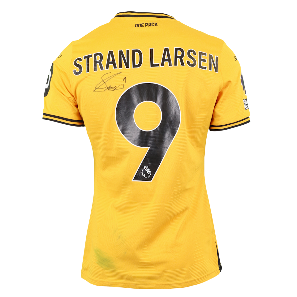 Jørgen Strand Larsen Wolverhampton Wanderers shirt