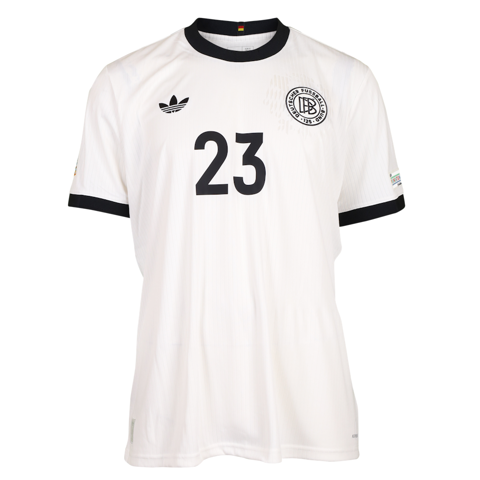 Germany-Trikot von Robert Andrich